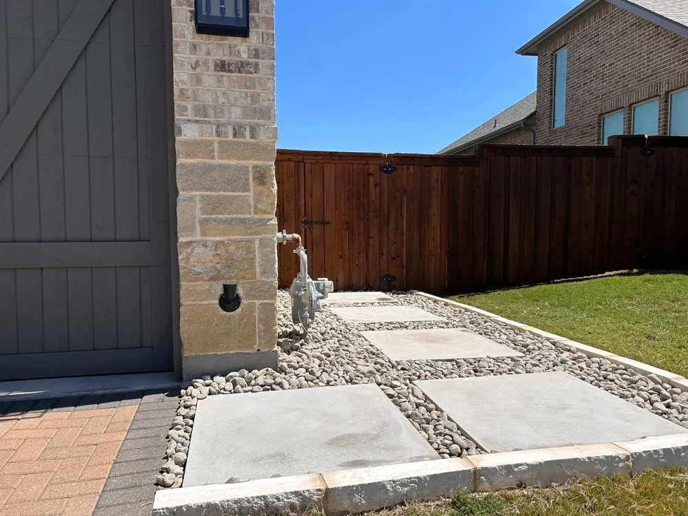 Custom yard maintenance in Fort Worth, TX - Delaney's Lawn Care