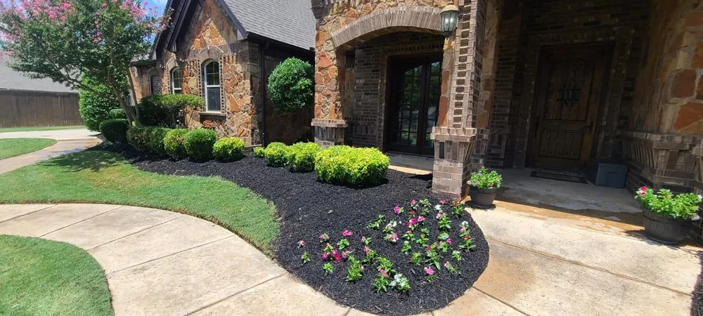 Professional lawn mowing service experts serving Fort Worth, TX - Delaney's Lawn Care