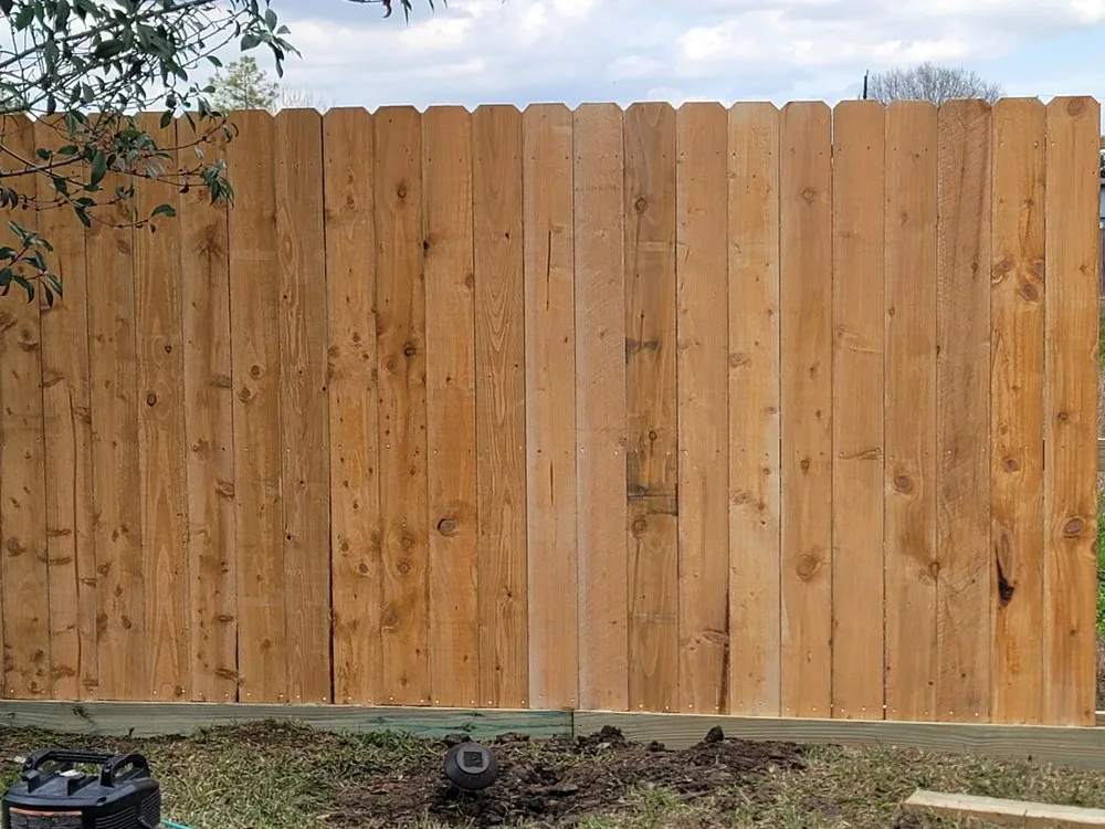 Reliable yard maintenance with custom design across Houston, TX - Delarca Fence Installation & Repair Services