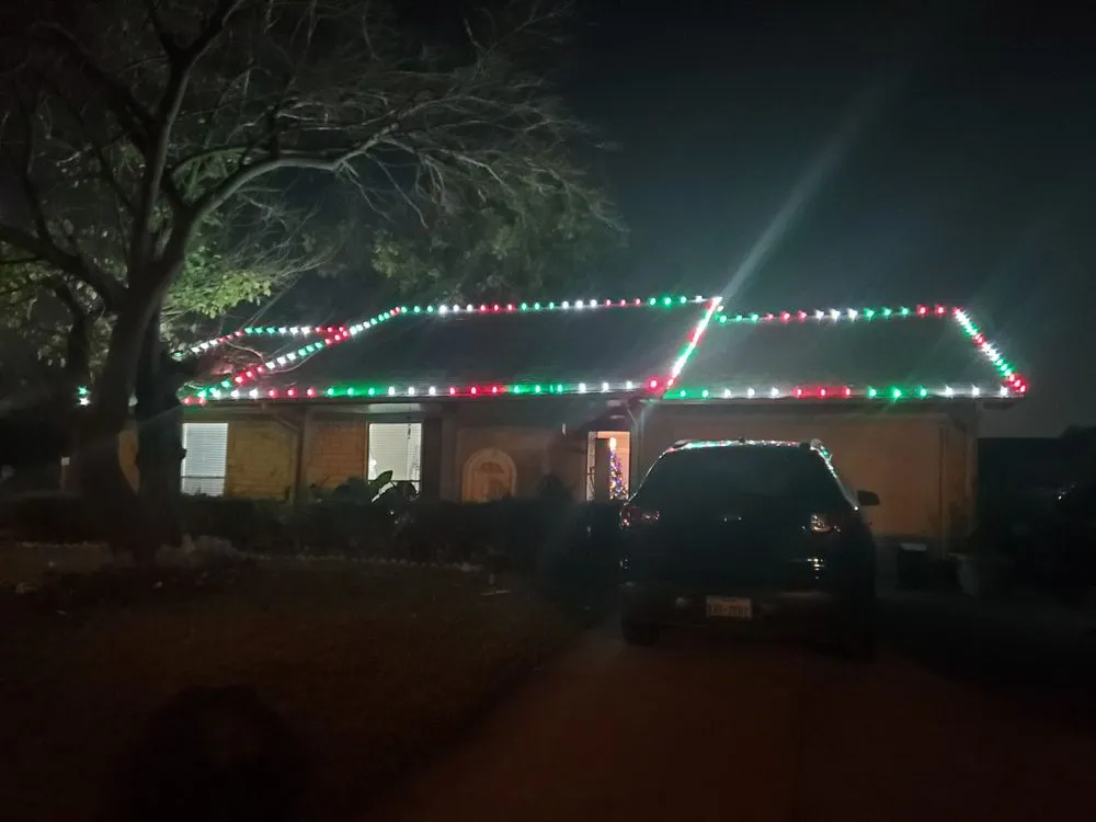 Professional yard cleanup service in Lewisville, TX by Delarosa Landscape