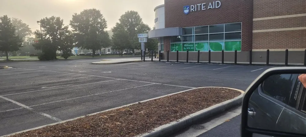 Top-rated yard cleanup service in Frankford, DE by Delaware Commercial Lawn Care