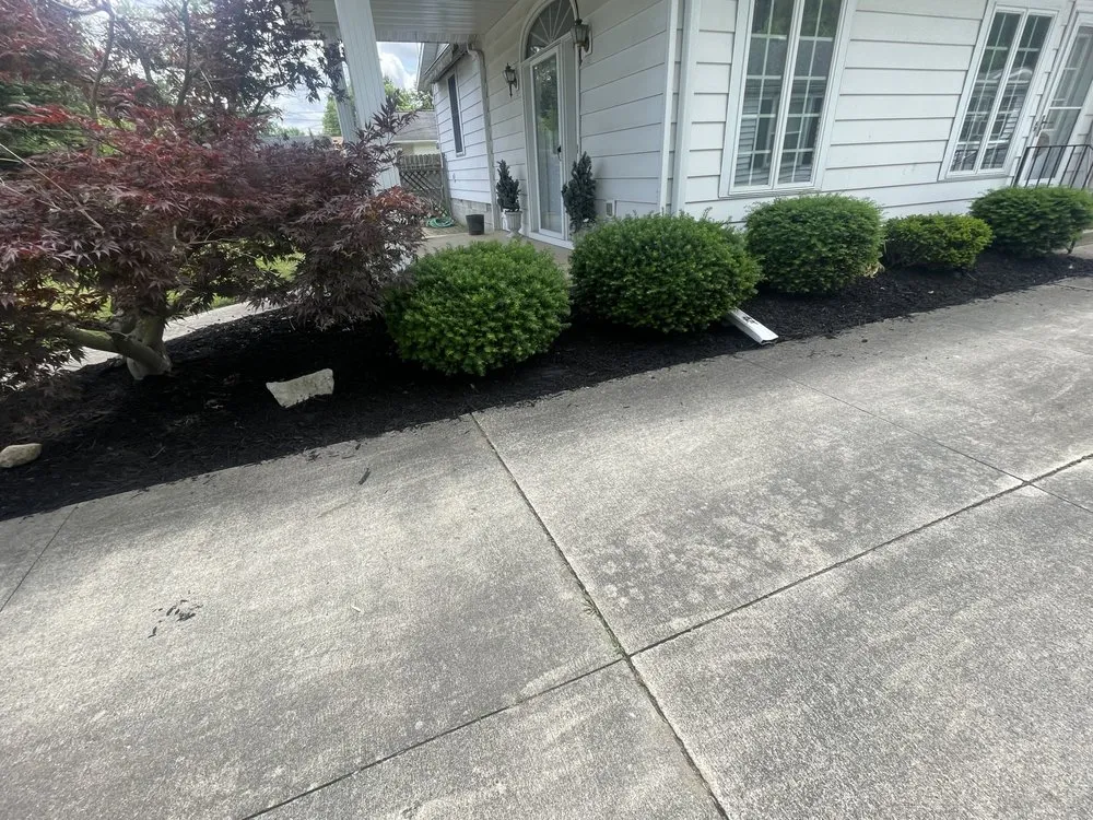 Custom landscape design experts serving Muncie, IN - Delaware Lawn Care Property Maintenance