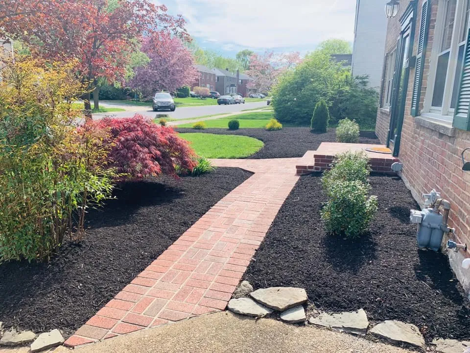 Top-rated residential landscaping for beautiful yards in Wilmington, DE by Delaware Lawn Crew