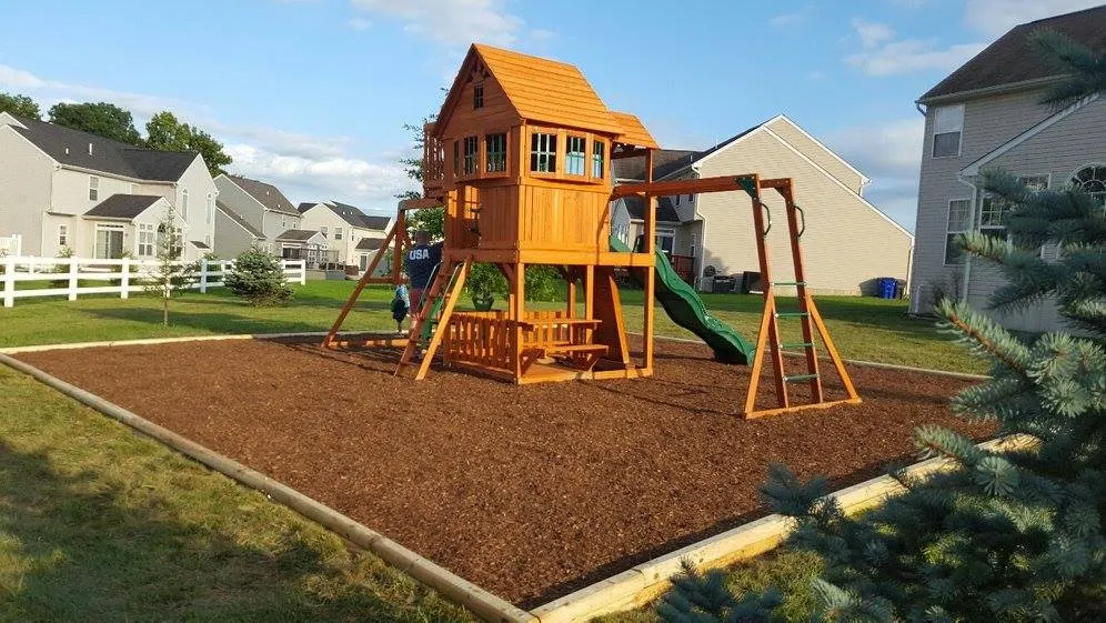 Affordable landscape installation with custom design in Wilmington, DE by Delaware Lawn Crew