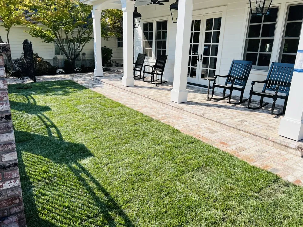 Custom landscaping services for homes in San Pablo, CA by Delber’s Landscaping Services