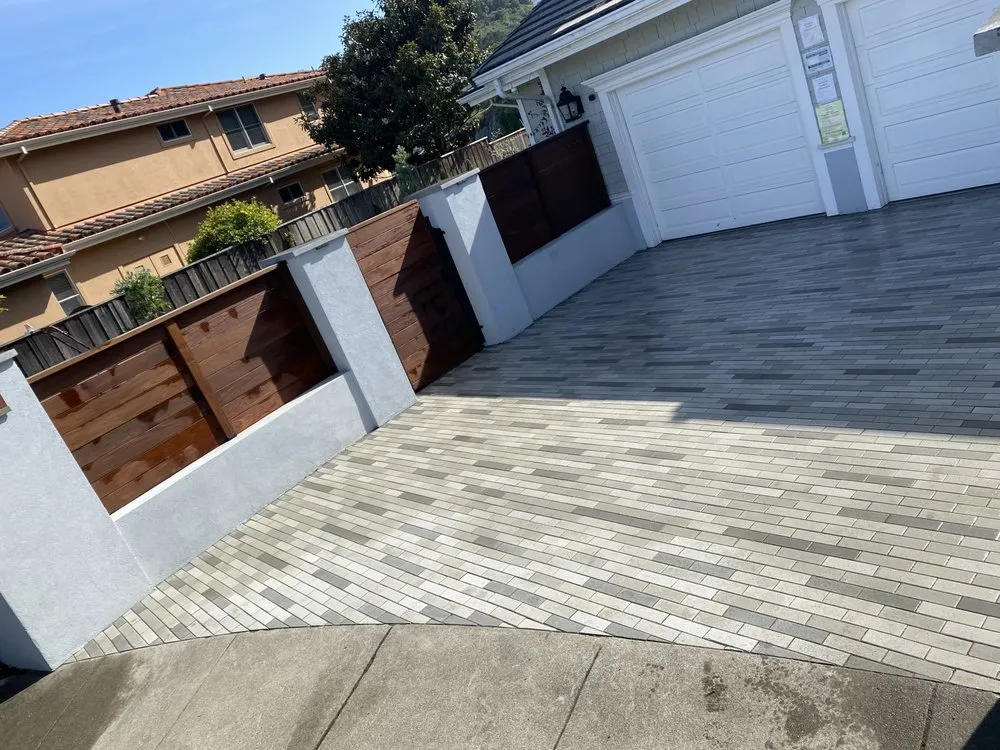 Custom lawn mowing service in San Pablo, CA - Delber’s Landscaping Services