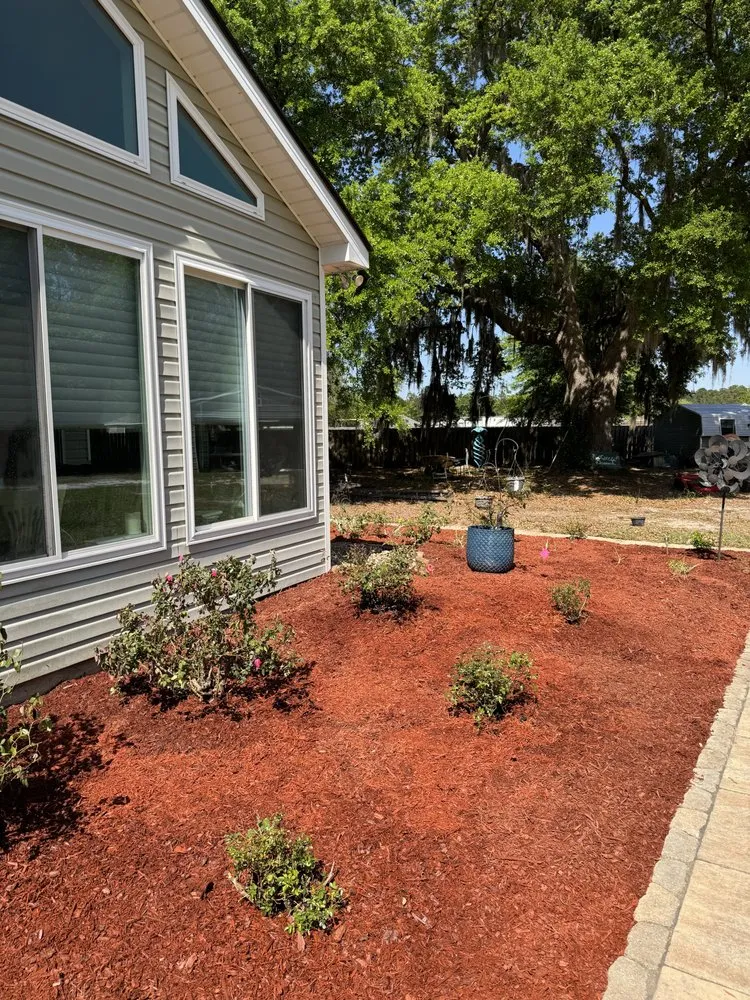 Expert yard maintenance experts serving Savannah, GA - Delegal Landscapes
