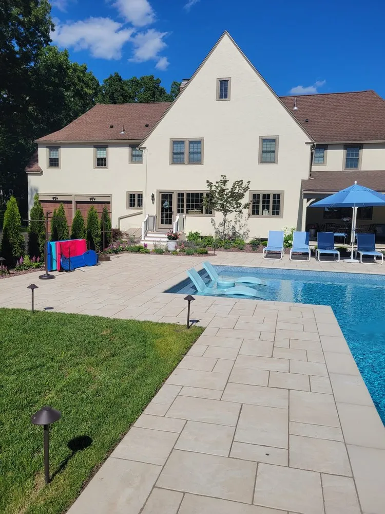 Local yard cleanup service for homes across Springfield, MA - Deleon Hardscapes