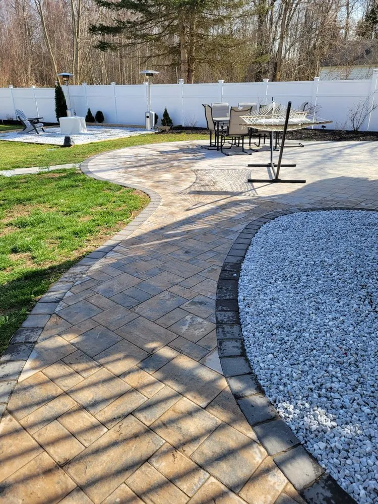 Local landscaping services in Springfield, MA - Deleon Hardscapes
