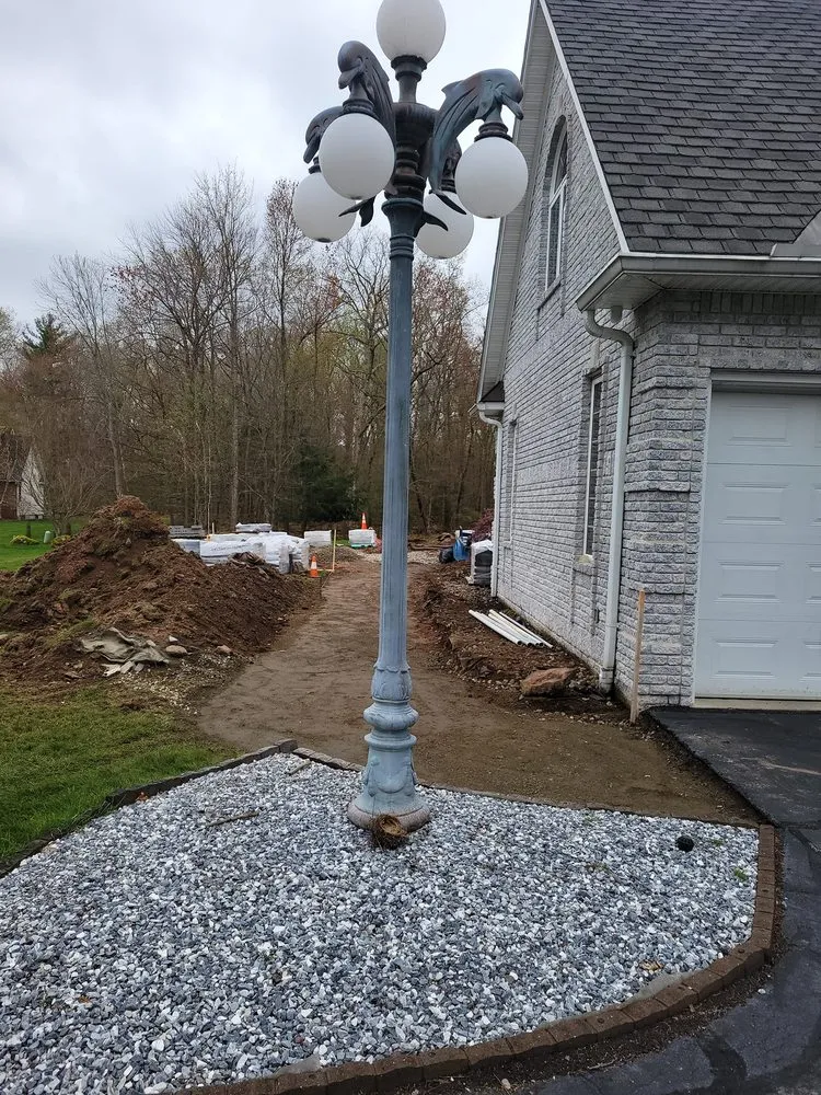 Custom residential landscaping for residential properties in Springfield, MA by Deleon Hardscapes