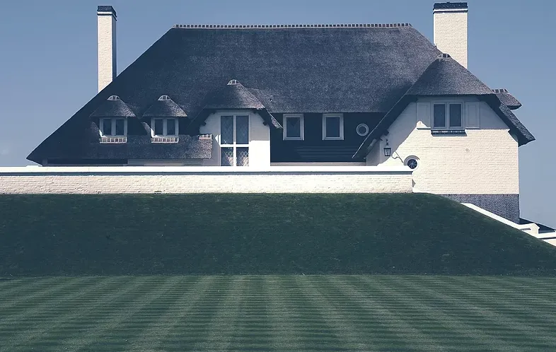 Custom landscaping services experts serving West Orange, NJ - DeLeon Landscapes