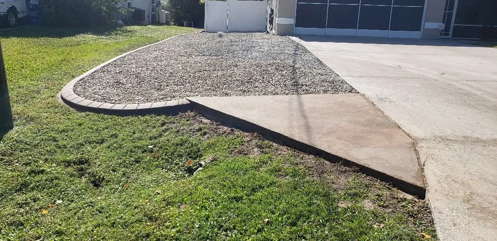 Custom residential landscaping in Punta gorda, FL - Deleons Lawn Service