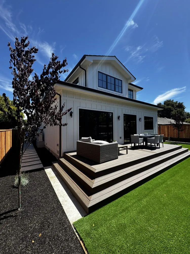 Custom garden landscaping experts serving Redwood City, CA - Delgado Construction