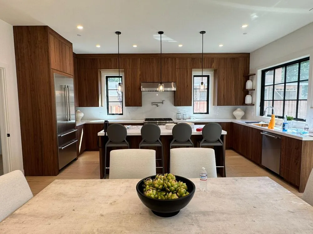 Custom outdoor landscaping in Redwood City, CA by Delgado Construction