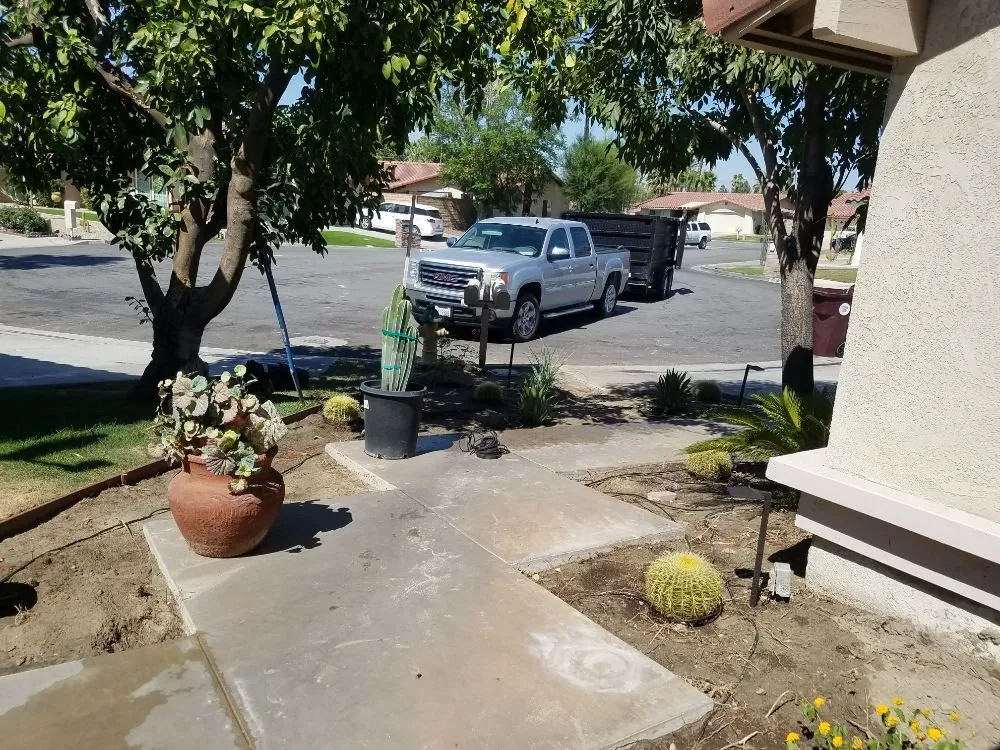 Professional garden landscaping in Thousand Palms, CA - Delgado Landscape And Tree Service