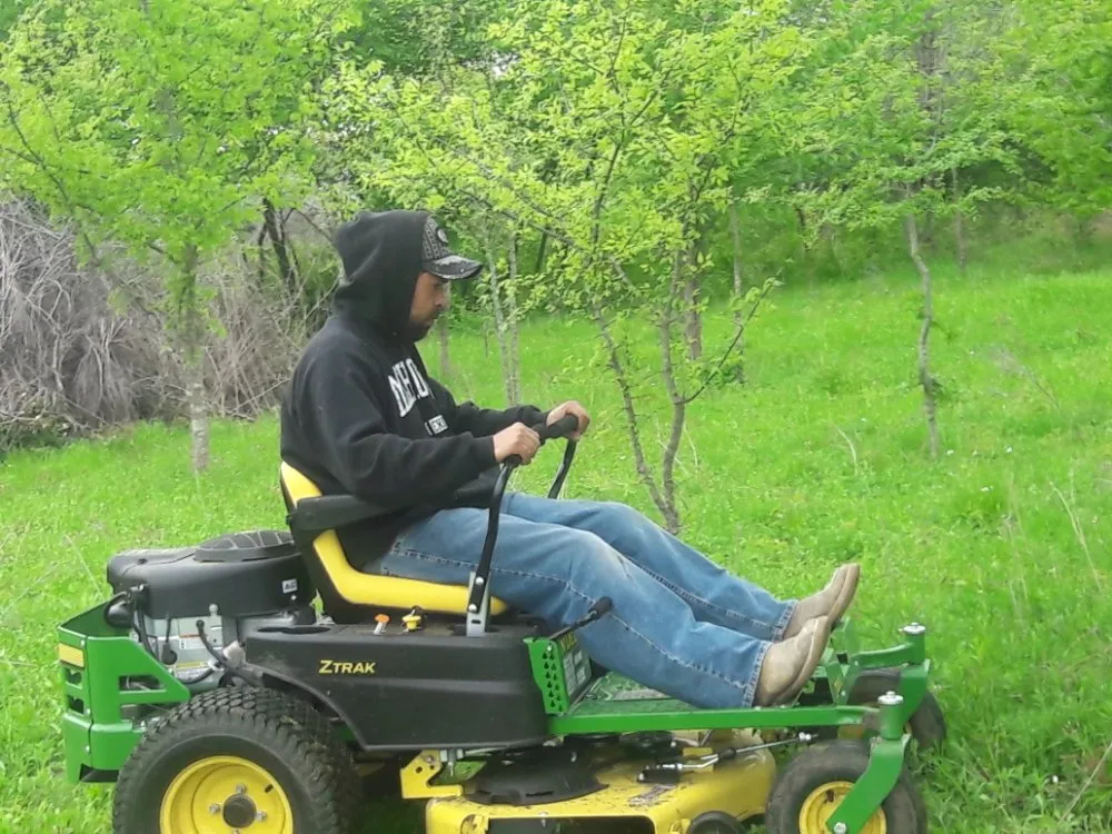 Expert residential landscaping for year-round maintenance in Dallas, TX by Delgado Landscaping & Garden