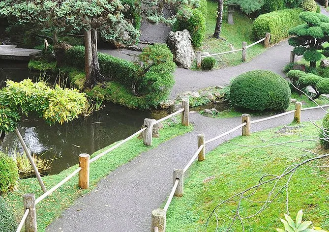 Reliable yard maintenance with custom design in Flanders, NJ by Delgado Landscaping and Design