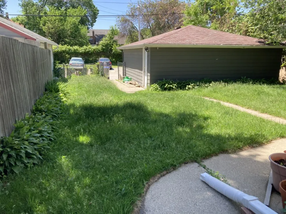 Custom outdoor landscaping in Milwaukee, WI by Delgado Lawn Care Company & More