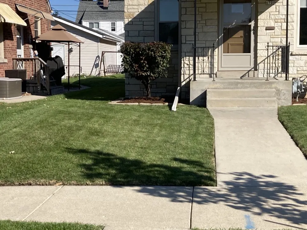 Top-rated lawn mowing service in Milwaukee, WI by Delgado Lawn Care Company & More