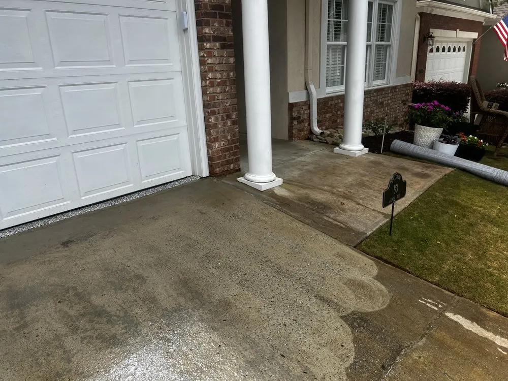 Custom lawn mowing service in Sharpsburg, GA - Delgado Solutions