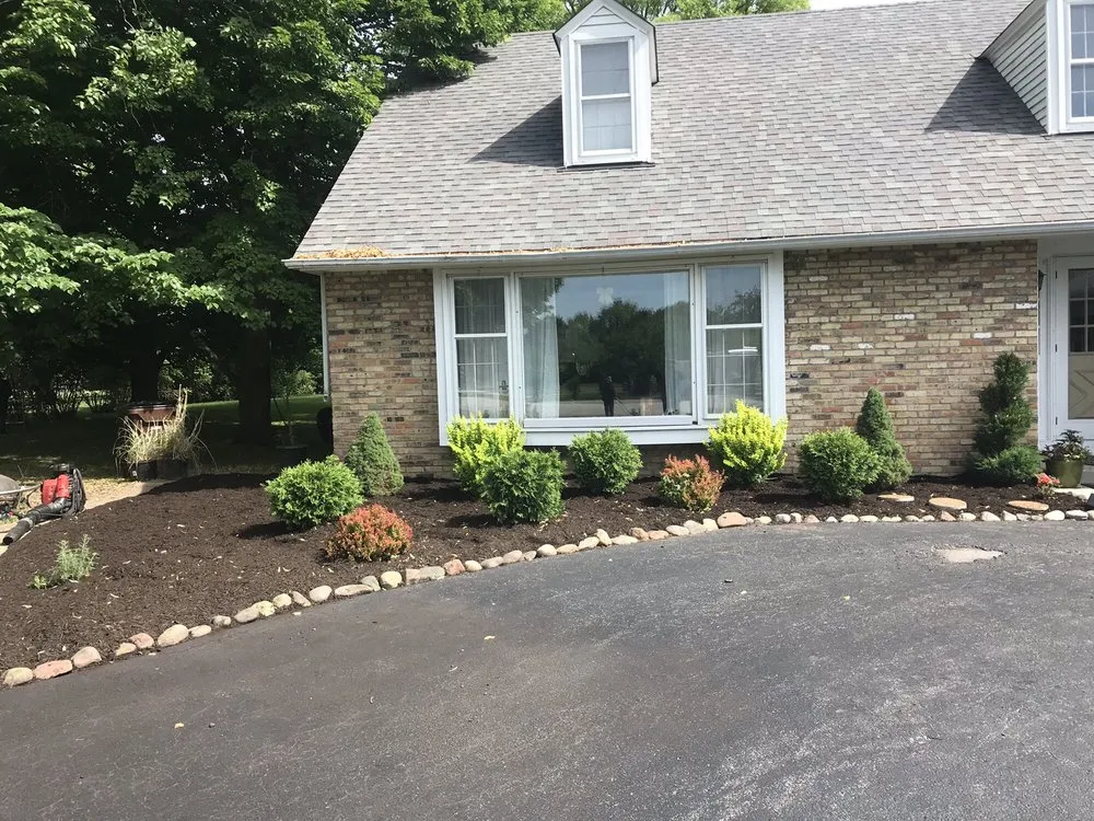 Custom lawn mowing service in Crete, IL - Delgado’s Lawn Care