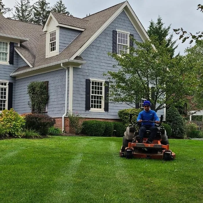 Expert lawn mowing service in Pennington, NJ - DELIS Landscaping