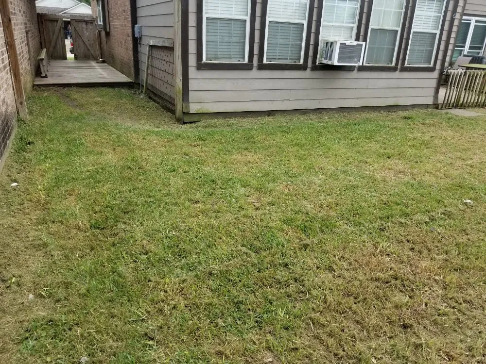 Local garden landscaping in Richwood, TX - Dellers Lawn Care