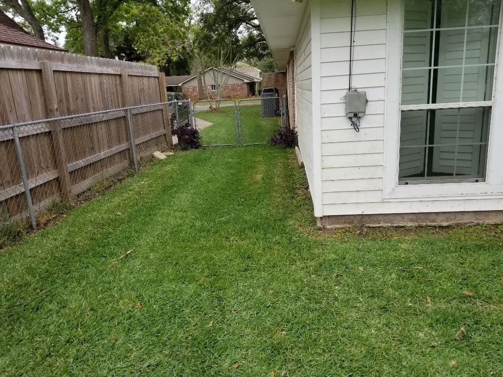 Professional residential landscaping in Richwood, TX by Dellers Lawn Care
