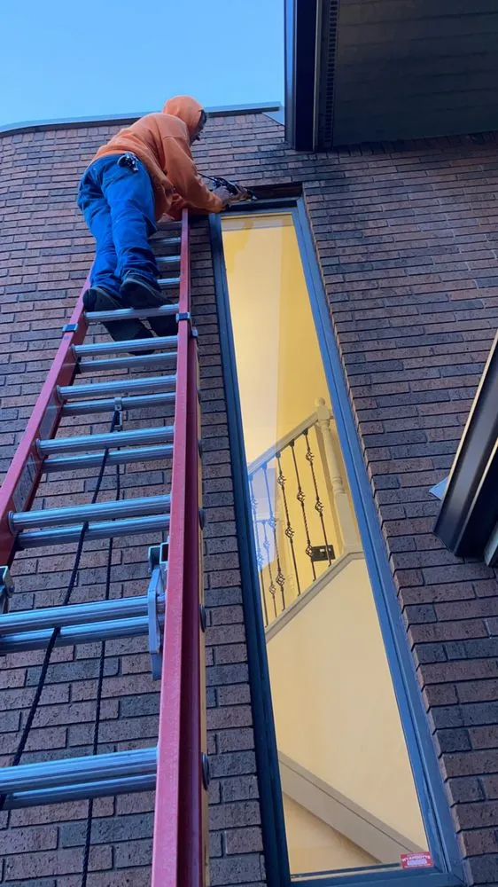 Custom yard maintenance experts serving Taylor, MI - Dell’s Gutters & Lawn Care