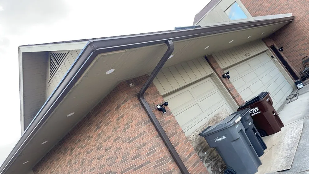 Local landscaping services experts serving Taylor, MI - Dell’s Gutters & Lawn Care