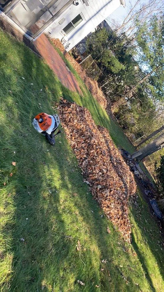 Trusted garden landscaping with custom design across Taylor, MI - Dell’s Gutters & Lawn Care