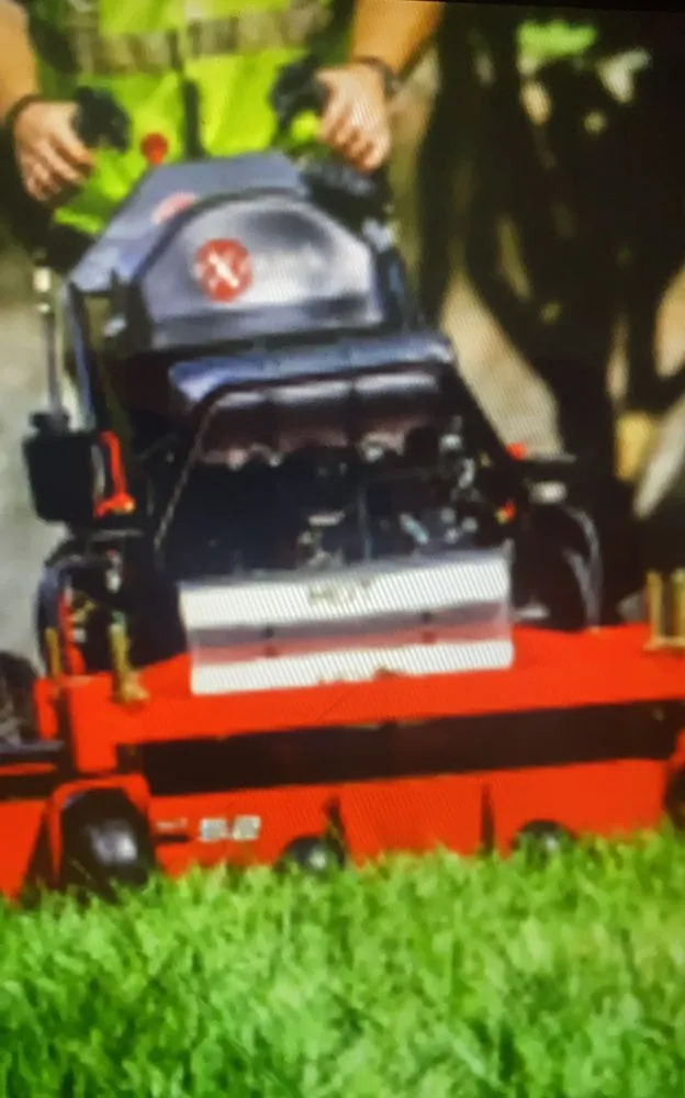 Top-rated landscape design near you in High Ridge, MO by Dells Property