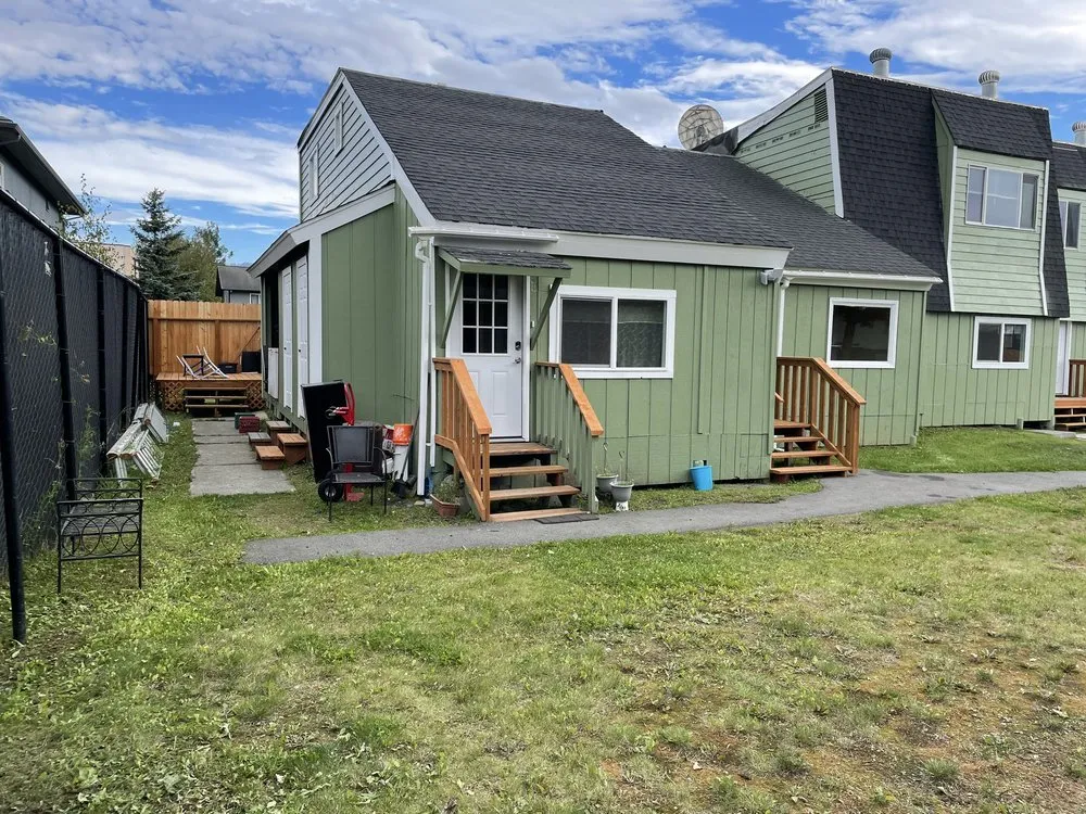 Custom yard cleanup service experts serving Anchorage, AK - Dellsam Property Management