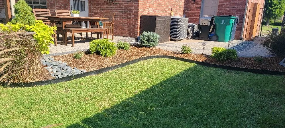 Affordable landscaping services in Newcastle, OK - DeLoera Total Lawncare