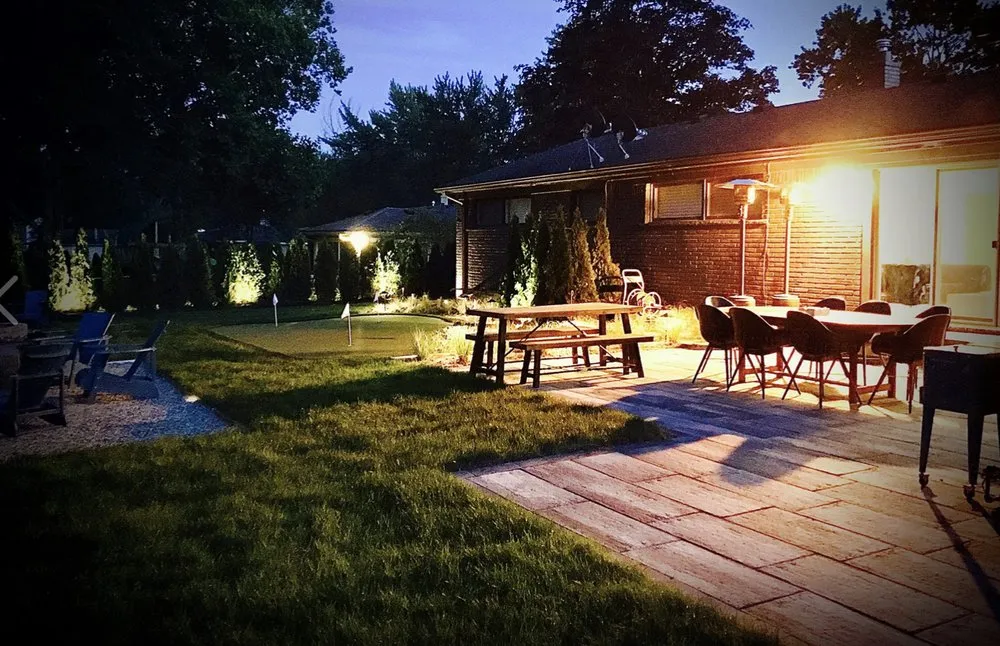 Custom landscaping services in Birmingham, MI - Delong Landscaping