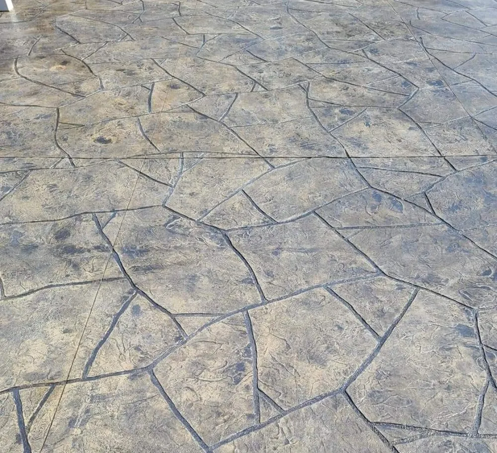 Reliable yard cleanup service experts serving Noblesville, IN - Delong Landscaping