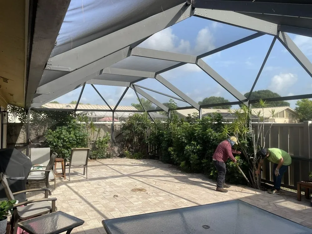 Professional landscaping services experts serving Stuart, FL - DeLongs Arbor Care