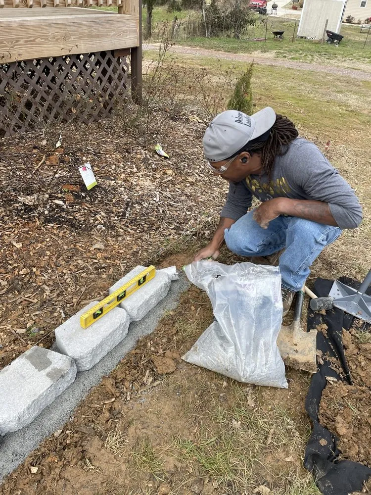 Trusted lawn care service experts serving Summerville, GA - Delrocco Landscaping