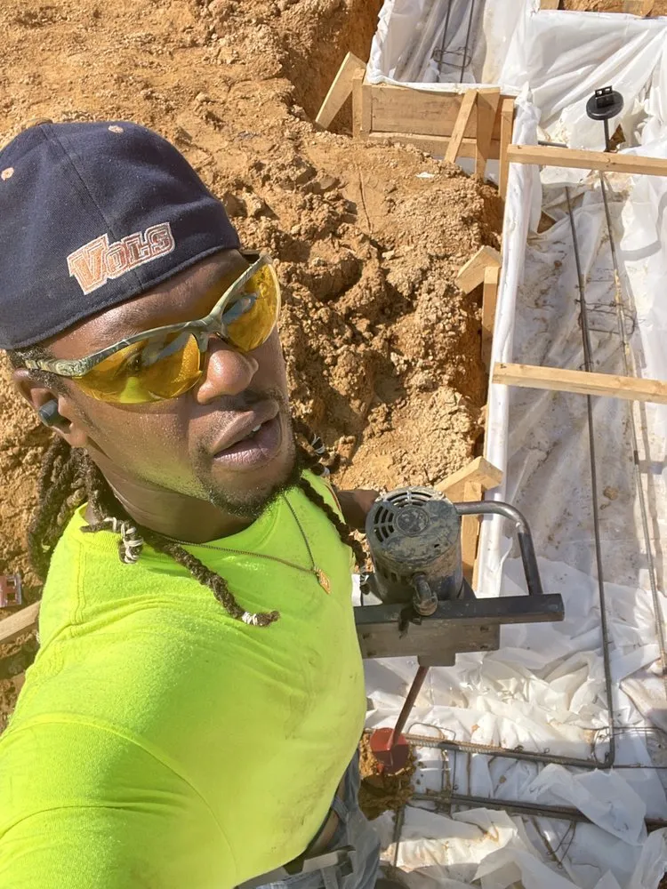 Custom lawn care service in Summerville, GA by Delrocco Landscaping