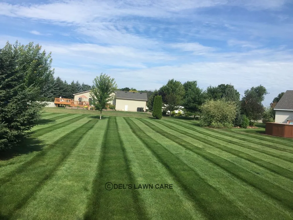 Professional landscape installation experts serving Oxford, MI - Del's Lawn care