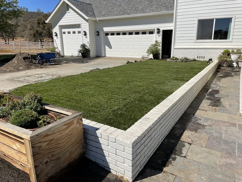 Expert yard maintenance for beautiful yards in Stockton, CA by Delta Charlie Sod