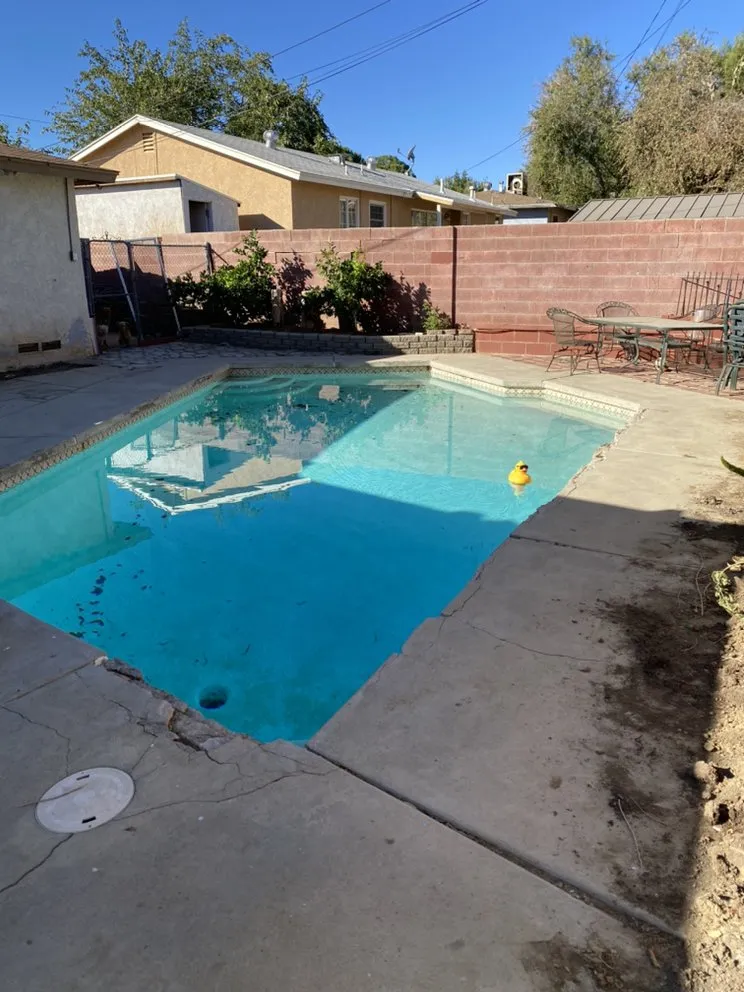 Affordable residential landscaping in Los Angeles, CA by Delta Home Remodeling