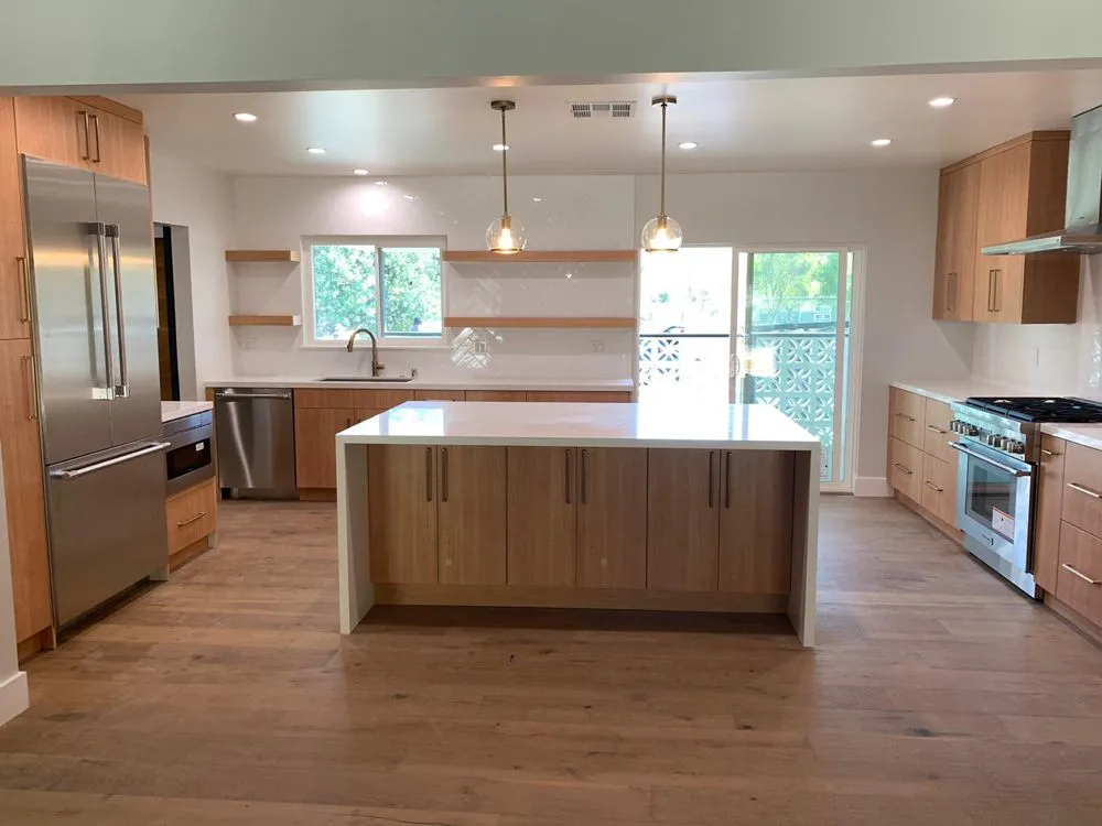 Top-rated lawn mowing service in Los Angeles, CA by Delta Home Remodeling