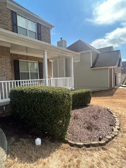 Reliable landscaping services for year-round maintenance in Bethlehem, GA by DeltaScapes Landscape Group