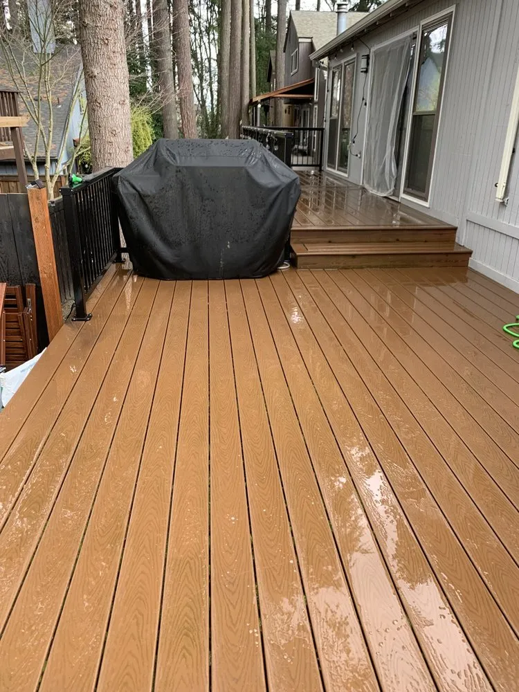 Expert lawn care service for homes in Hillsboro, OR by Deluna Services