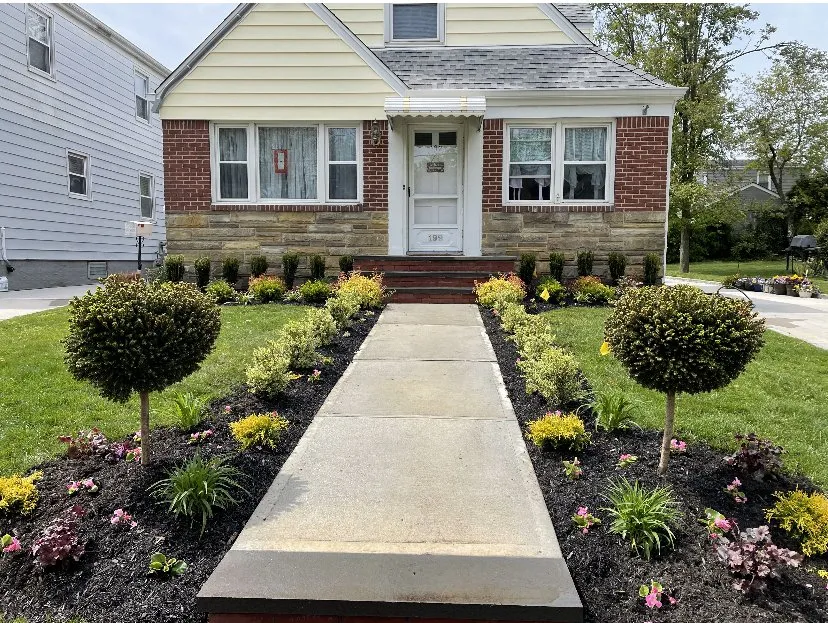 Local lawn care service in Franklin Square, NY by DeLutri Landscaping