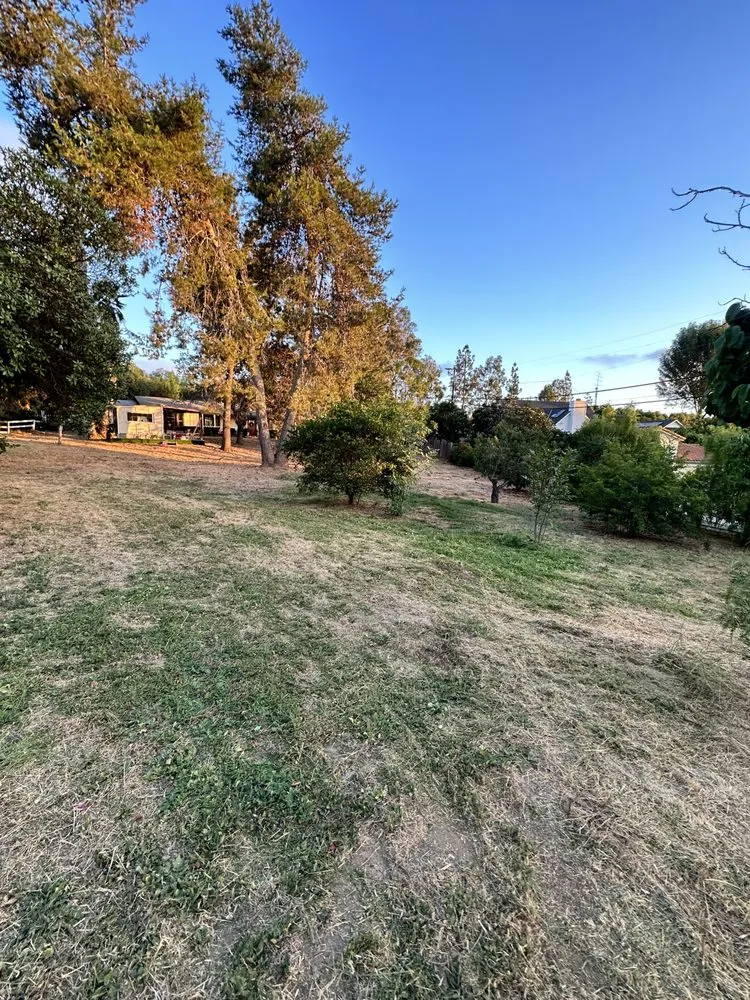 Reliable outdoor landscaping for homes in Murrieta, CA by Deluxe Hardscape
