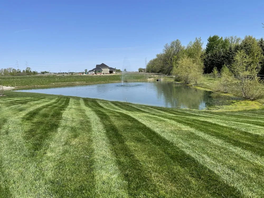Professional yard maintenance for beautiful yards across Maumee, OH - Deluxe Lawn and Landscaping