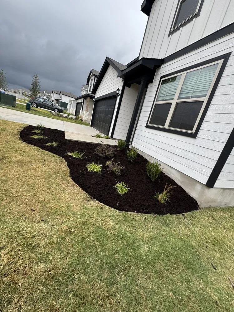 Local landscape design experts serving Buda, TX - Deluxe Lawn Care Services
