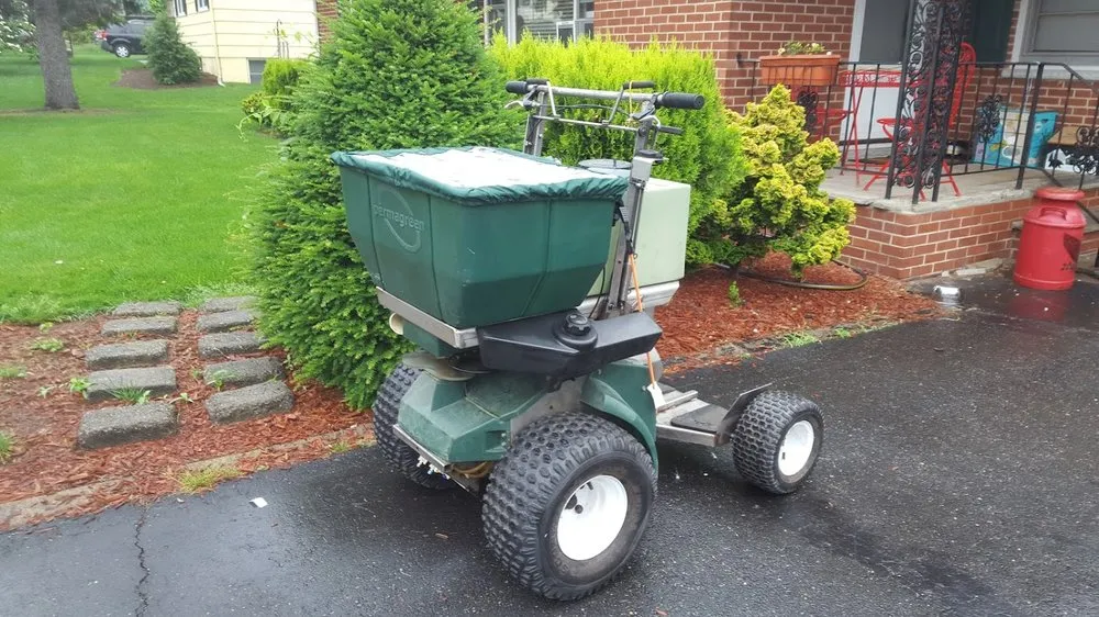 Trusted garden landscaping in Cedar Knolls, NJ by Deluxe Lawns USA
